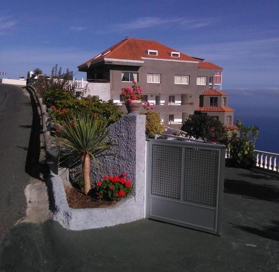 ベッドアンドブレックファースト Casa Mara Tenerife