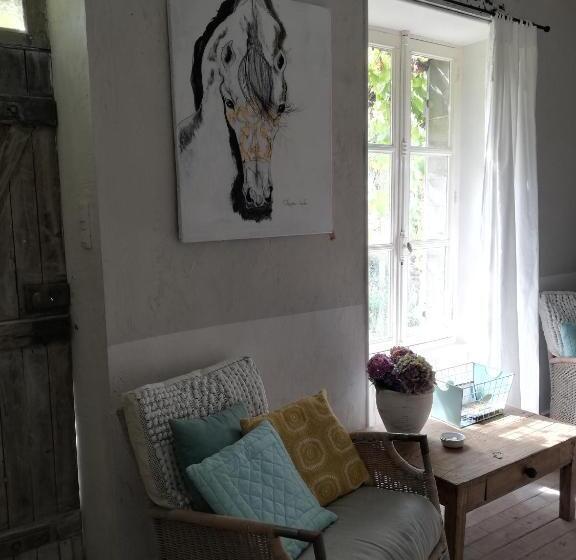 مبيت وإفطار Chambre D Hôte équestre Au Petit Bonheur