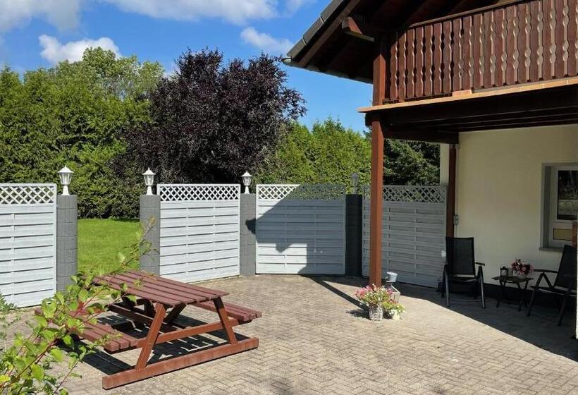 ベッドアンドブレックファースト Haus Kristal