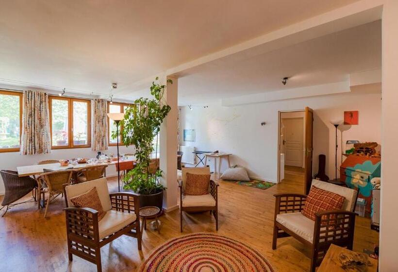 צימר Normandy Inn