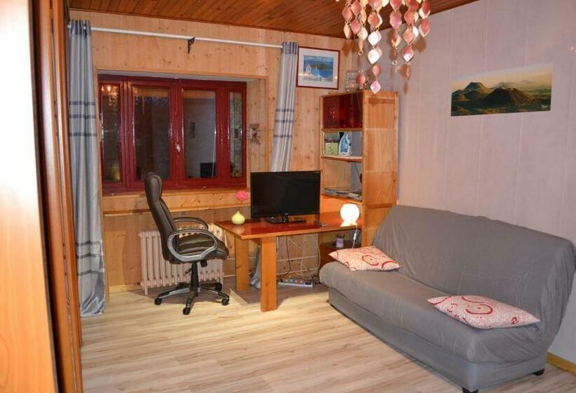 Bed and Breakfast Studio Indépendant Dans Maison à La Campagne