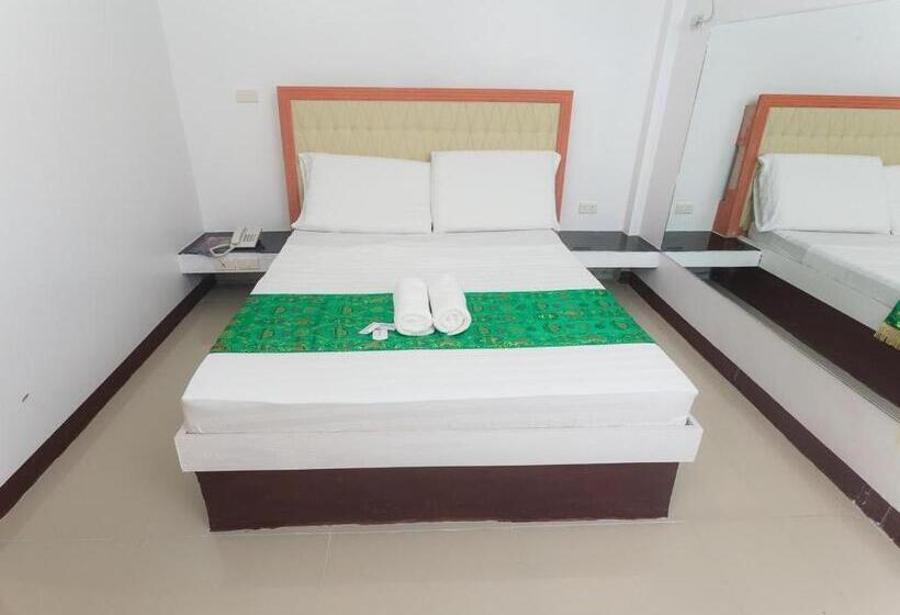 בית מלון כפרי Jared Suites