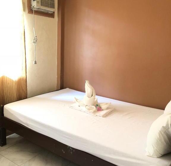 בית מלון כפרי Jared Suites