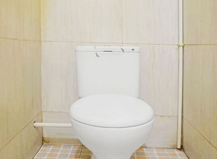 فندق Oyo 91433  Sari Jeneponto