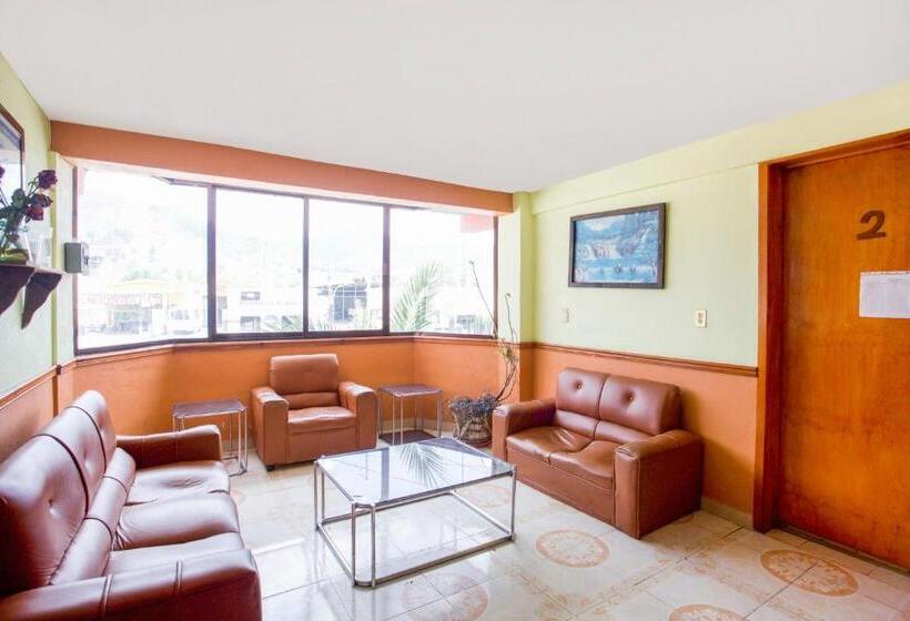 فندق Oyo  San Agustin