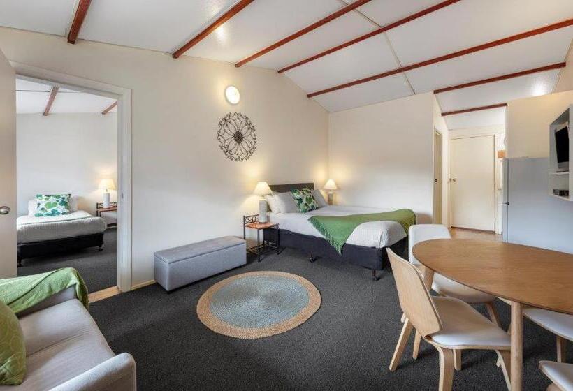汽车旅馆  Dartmouth Motor Inn