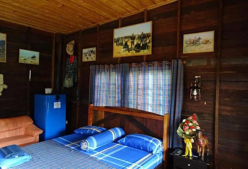 بنسيون Stonewood Cowboy City Resort