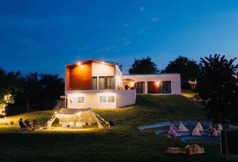 منتجع Sol Glamping At Khao Yai