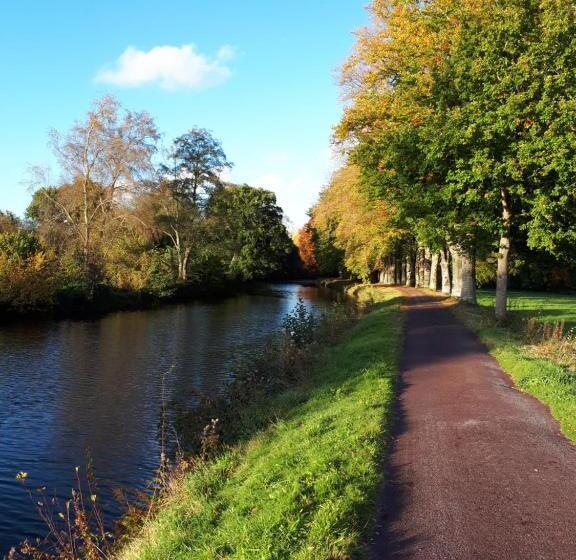 住宿加早餐  La Lézardière