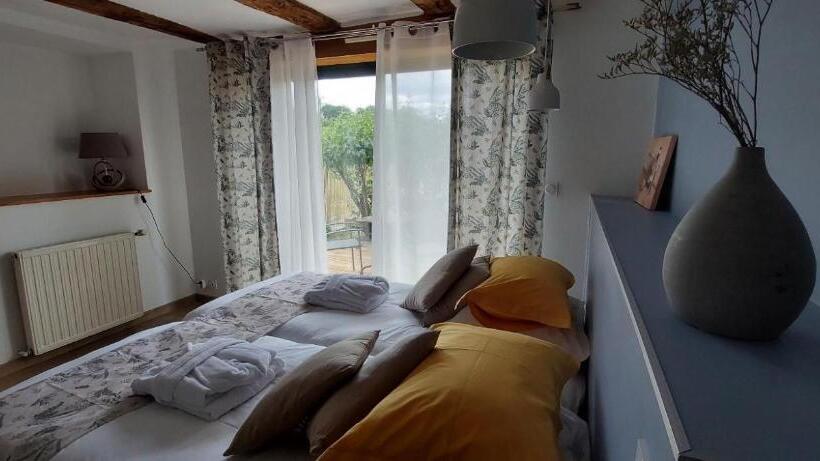 住宿加早餐  La Lézardière