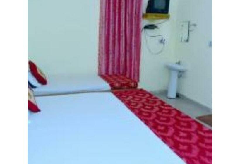 Himalayan Heights Hotel And Restaurant, Ukhimath