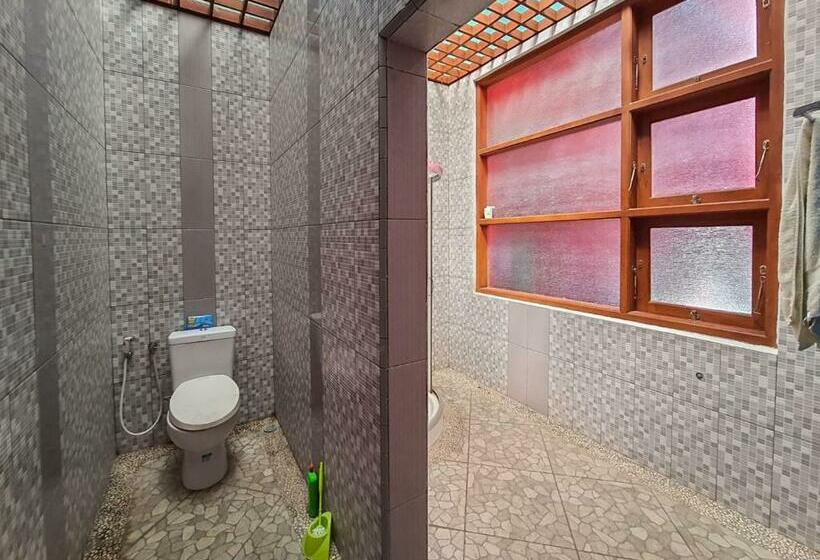 فندق Pakde Air Cafe And Homestay Grabag Magelang Mitra Reddoorz