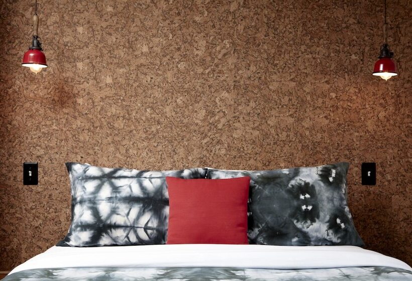 فندق Stickett Inn