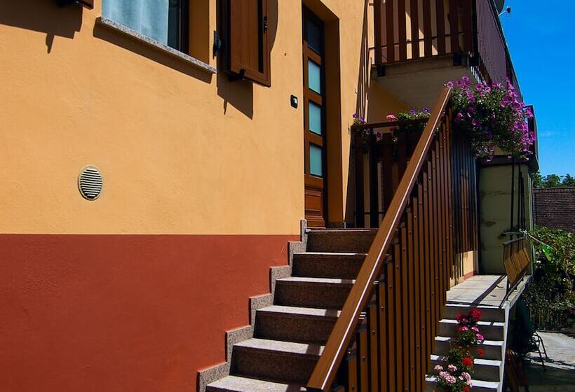 בית מלון כפרי Albergo Diffuso Altopiano Di Lauco