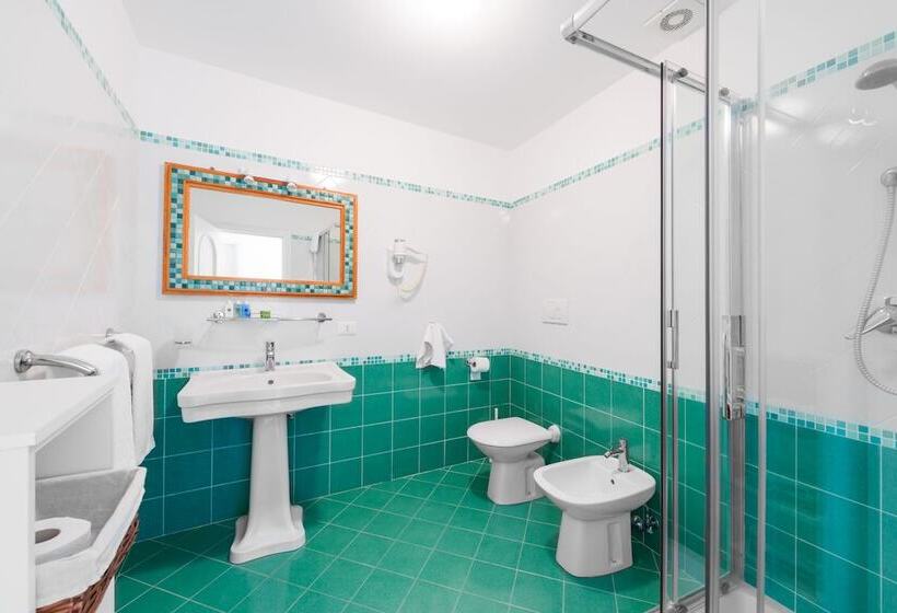 تختخواب و صبحانه Casa Nilde