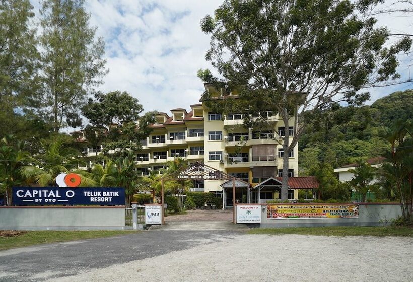 Capital O 89484 Teluk Batik Resort