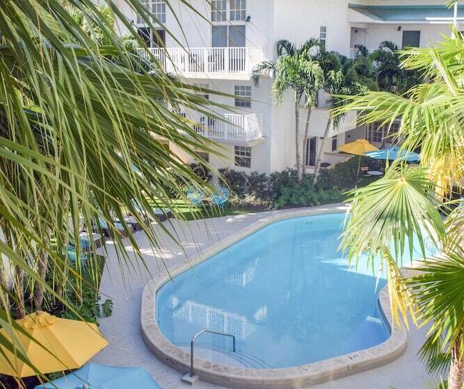 فندق Coral Reef At Key Biscayne