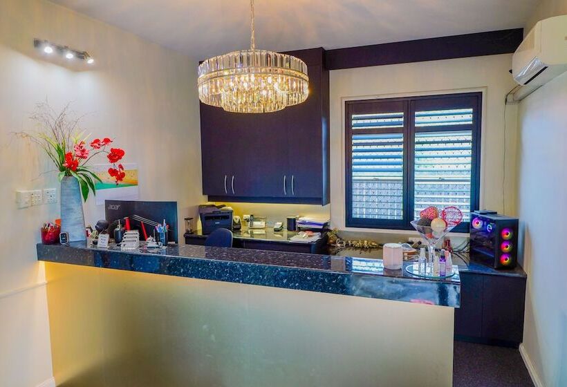 فندق على الطريق Abbotsleigh Motor Inn