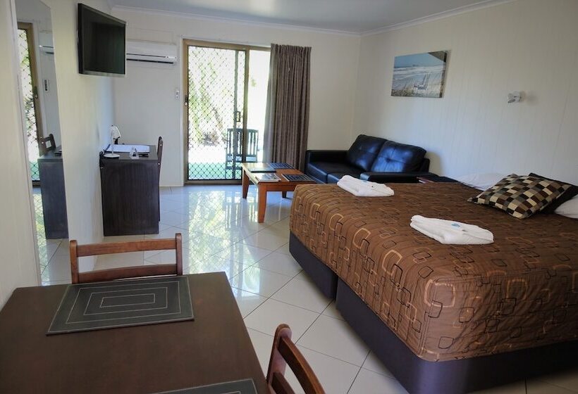מוטל Pacific Palms Motor Inn