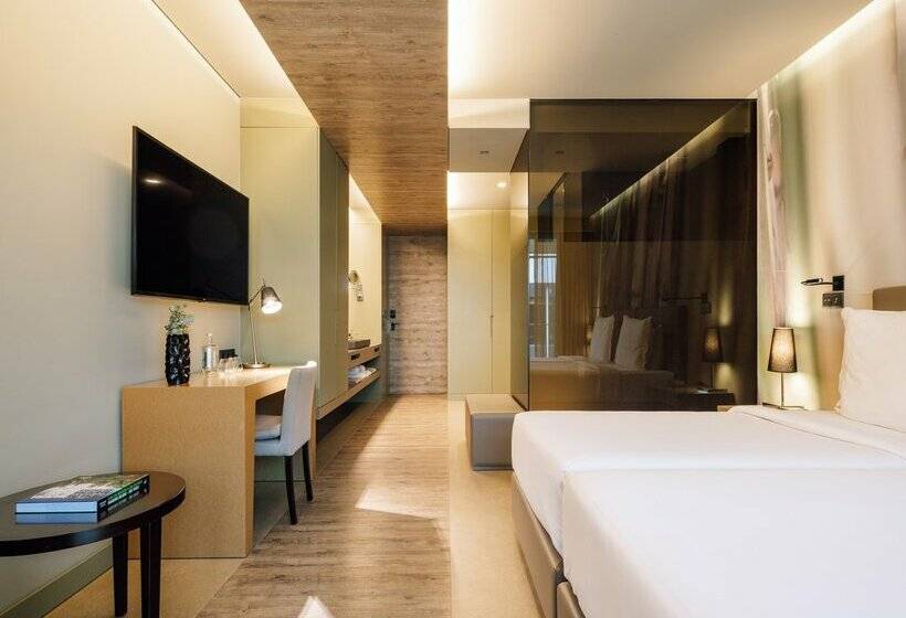 Saccharum Resort