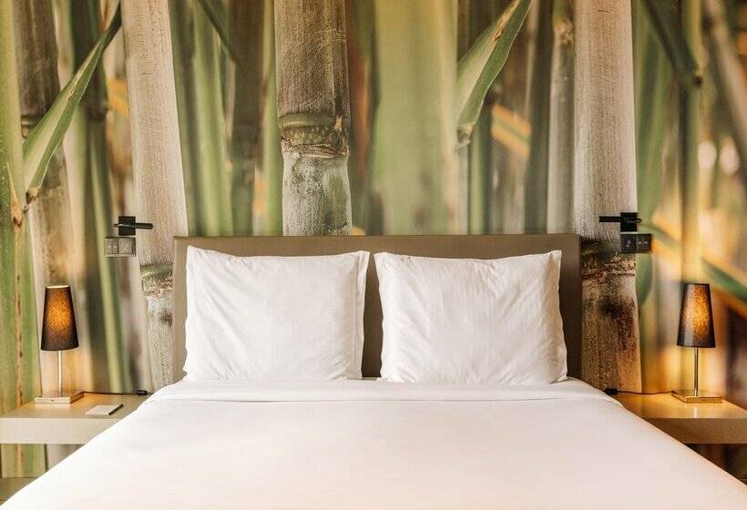 Saccharum Resort