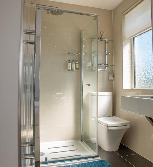 민박 Rockmount Rooms & Apartment