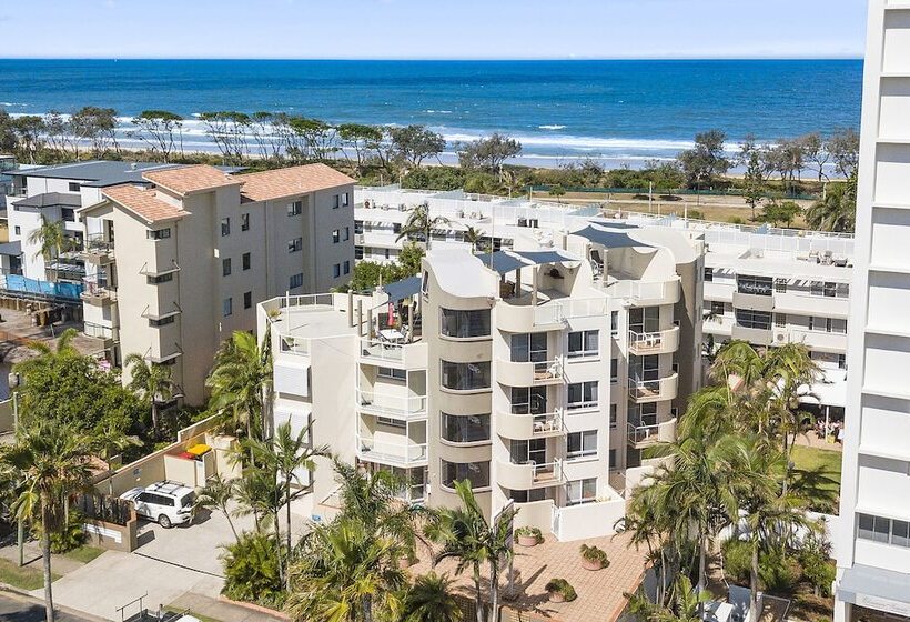 Burlington Holiday Apartments