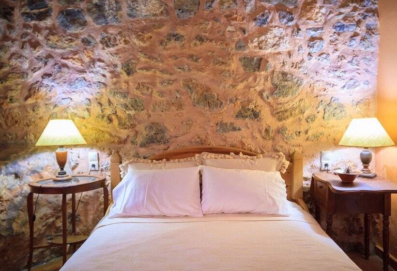 Dorovinis Country Houses