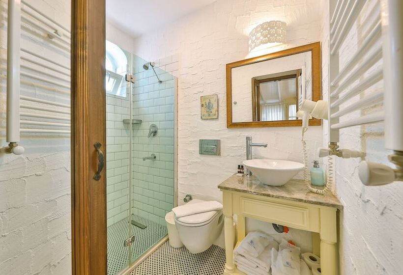 هتل Cumbalı Konak Alaçatı