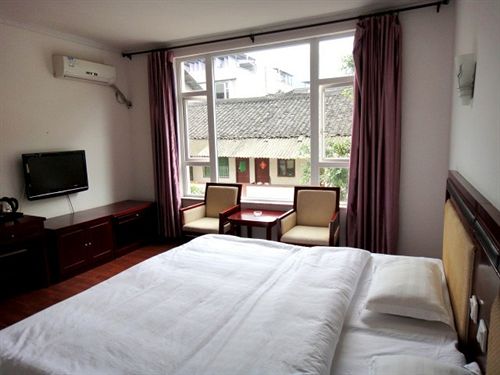 فندق Dengba Hostel Mt. Emei