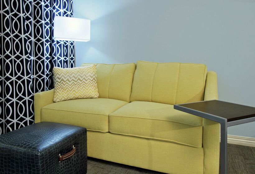 هتل Hampton Inn Richland