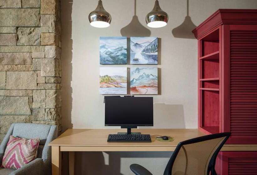 فندق Home2 Suites By Hilton Bellingham Airport