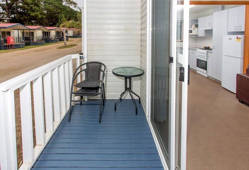 هتل Ingenia Holidays Torquay