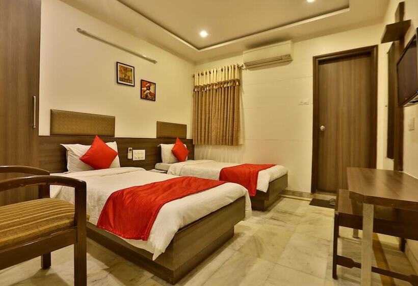 酒店 Kamran Palace