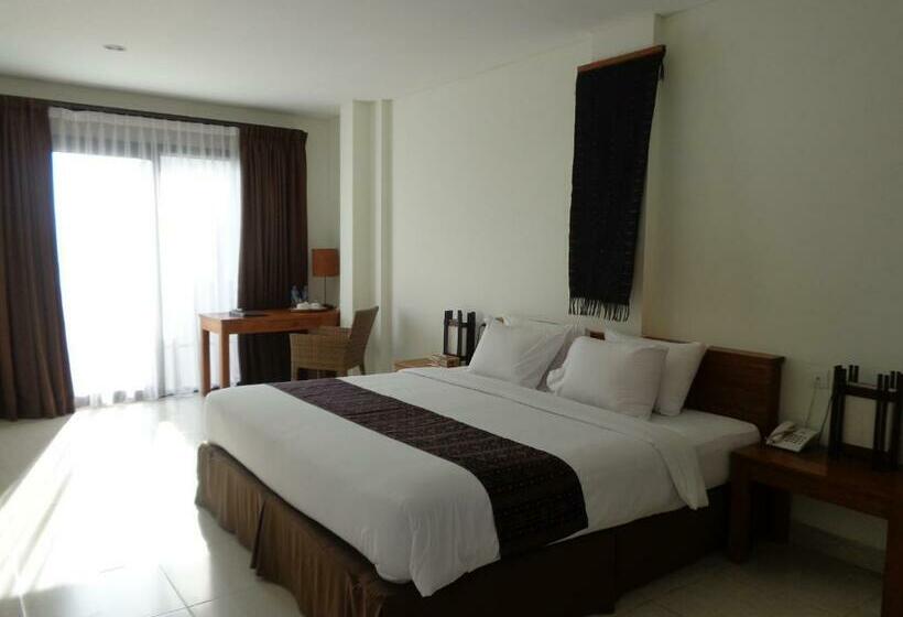 هتل Luwansa Beach