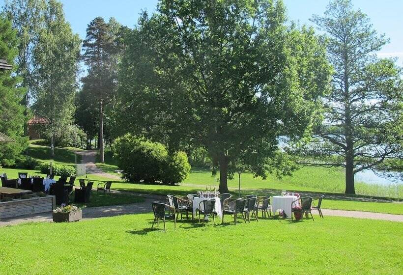 هتل Majvik Congress