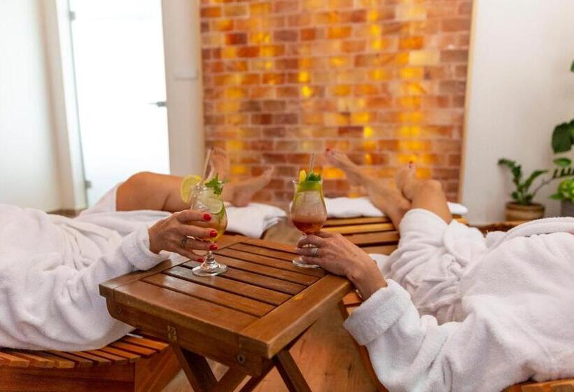 ホテル Mistral Sport