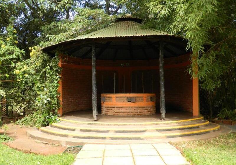 ホテル Octagon Lodge