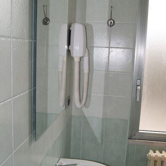 酒店 Ristorante Novara Expo