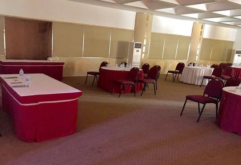 호텔 Solace Resorts And Spa