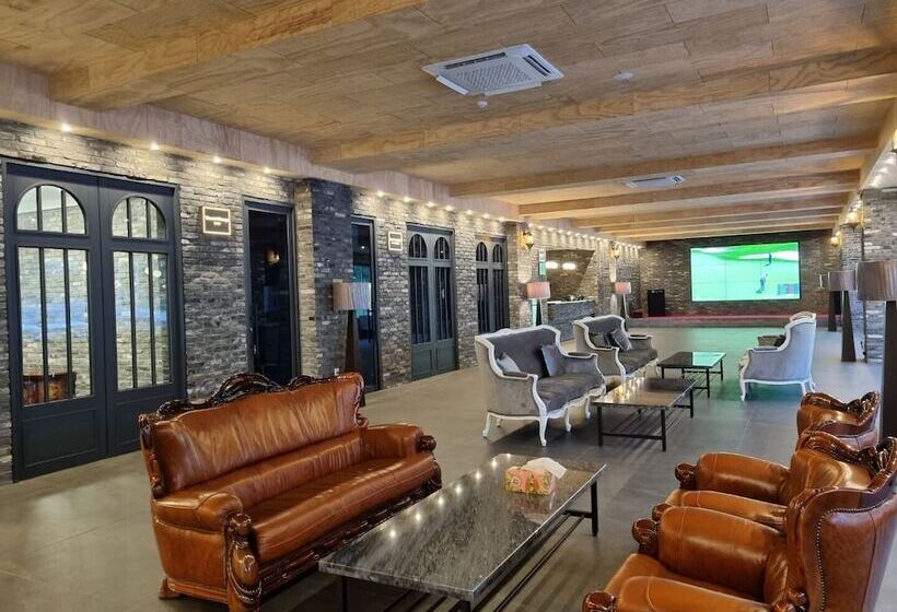 فندق Ramada By Wyndham Suanbo