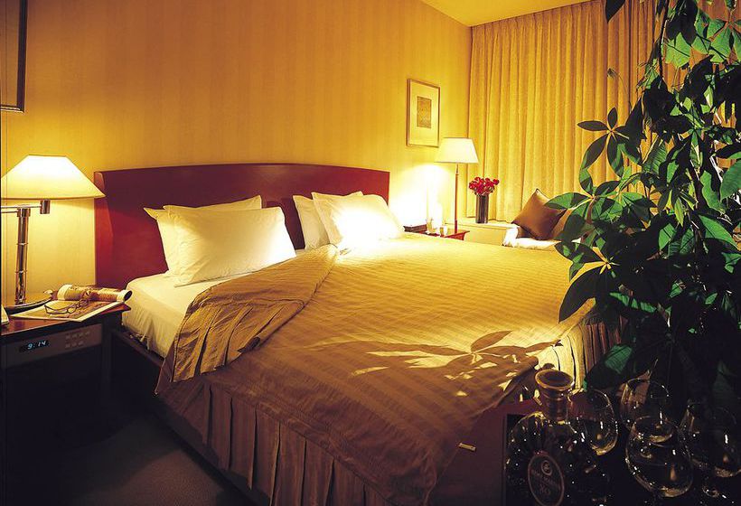 Phoenix Park Resort