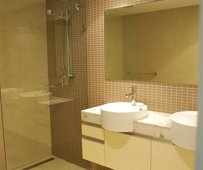 Darwin Executive Suites & Free Car