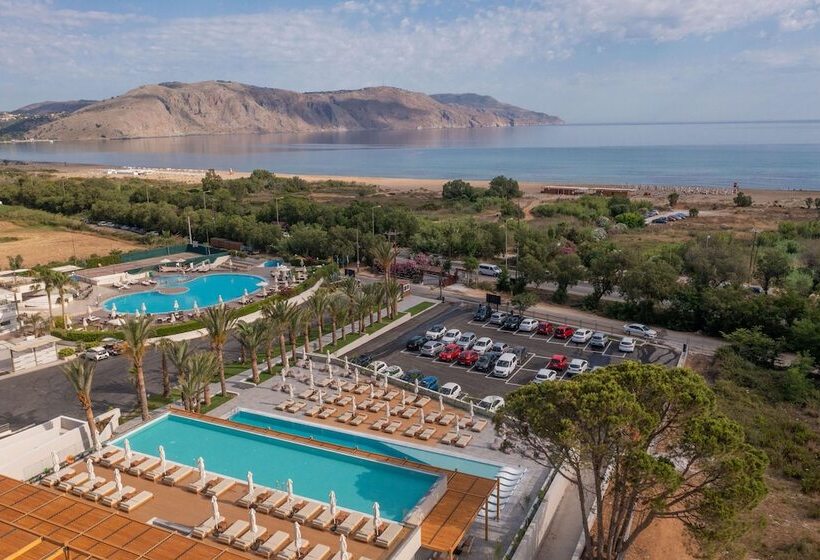 ホテル Georgioupolis Suites