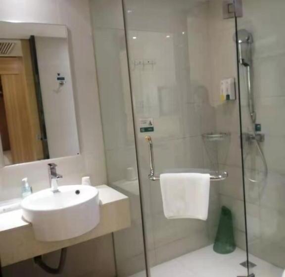 호텔 City Comfort Inn Wuhan Pangxiejia Metro Station