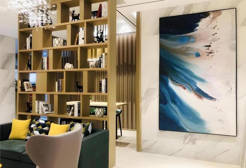 호텔 City Comfort Inn Wuhan Wangjiawan Longyangcun Metro Station