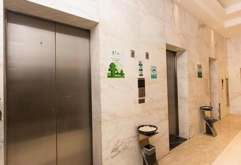 Отель City Comfort Inn Xiangyang Minfa World City Minfa Plaza