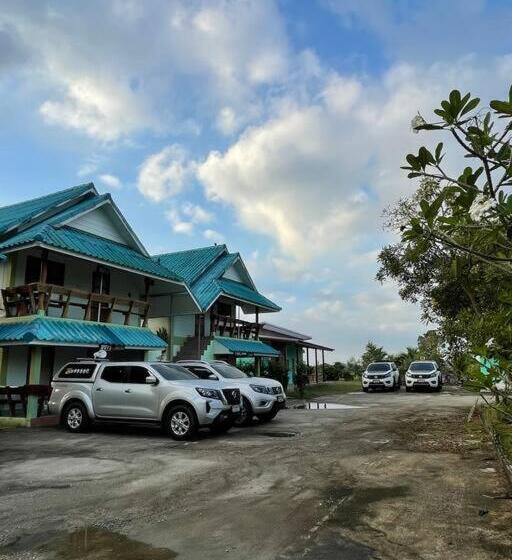 酒店 เพชร รีสอร์ท นครไทย Phet Resort, Nakhonthai