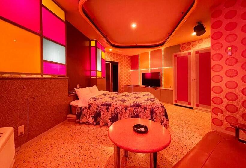 فندق Arun Adult Only