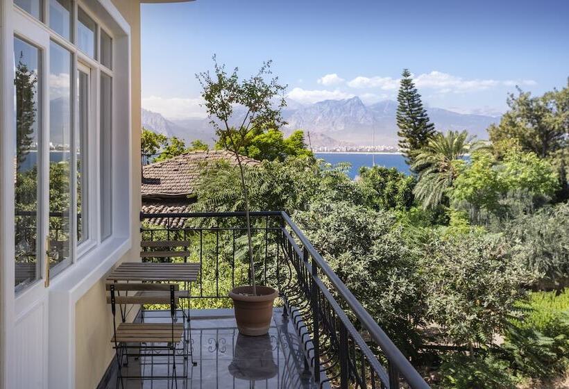 هتل House Of Good Things